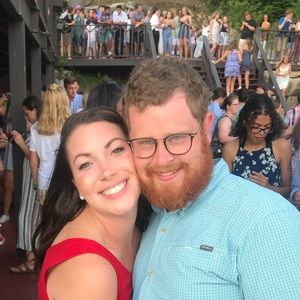 Meet your Posher, Caitlin